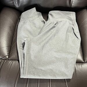 Old Navy Active Powersoft Joggers in Dark Gray